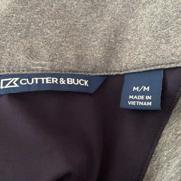 Cutter & Buck 1/2 zip pull over - Picture 7 of 11